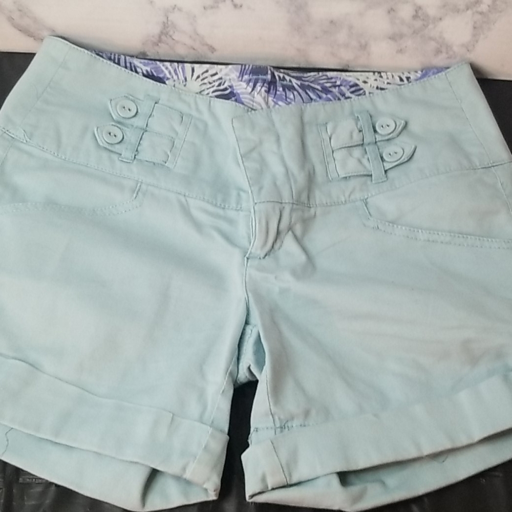 Copper Key Shorts Junior's Size 3 Causal Mint Green